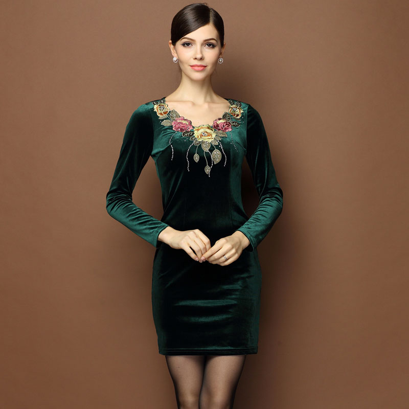 Noble Flowers Embroidery Velvet V Neck Dress Green Qipao Cheongsam And Dresses Women