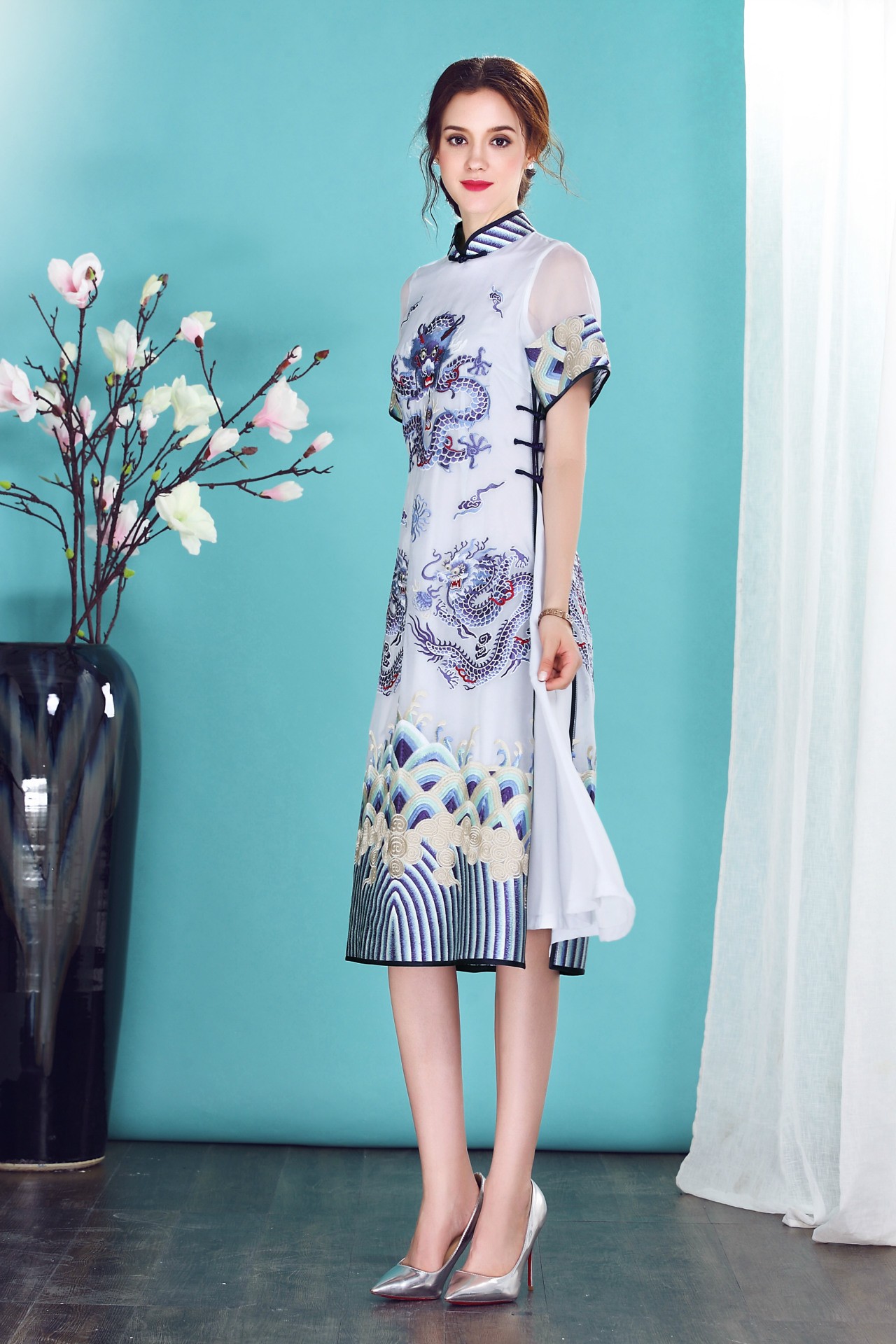 Spectacular Embroidery Silk Qipao Cheongsam Dress - Qipao Cheongsam