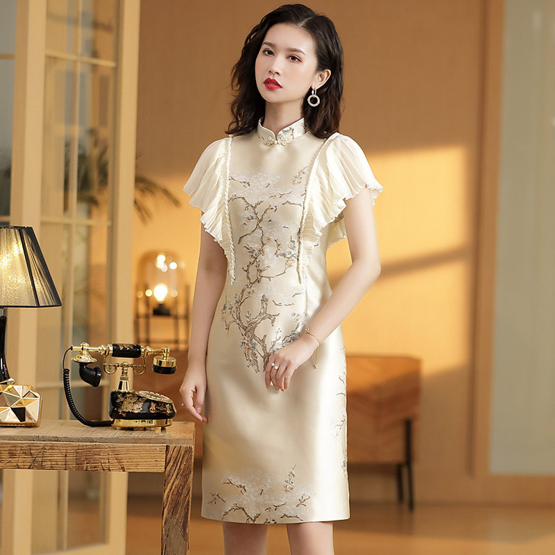 Modern Jacquard Chinese Dress Qipao Cheongsam Beige Qipao Cheongsam 