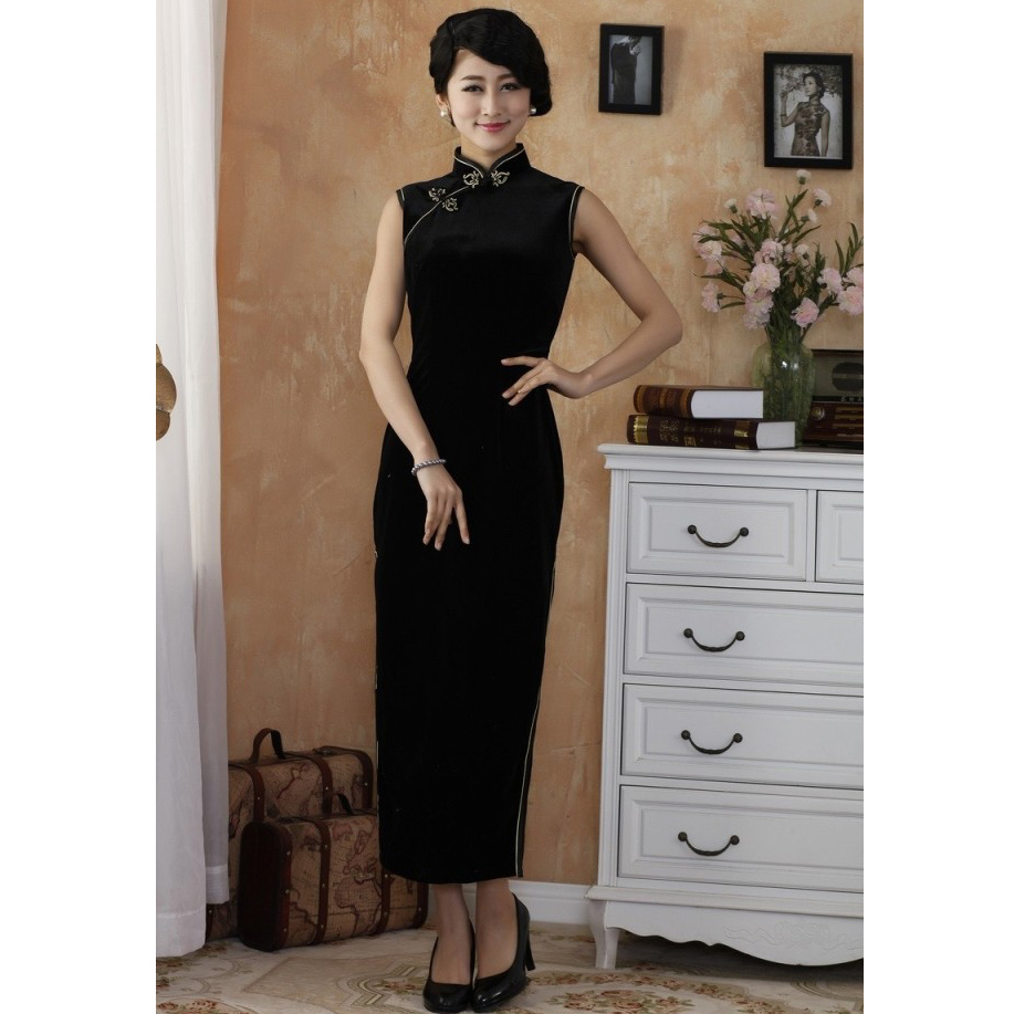 black sleeveless cheongsam