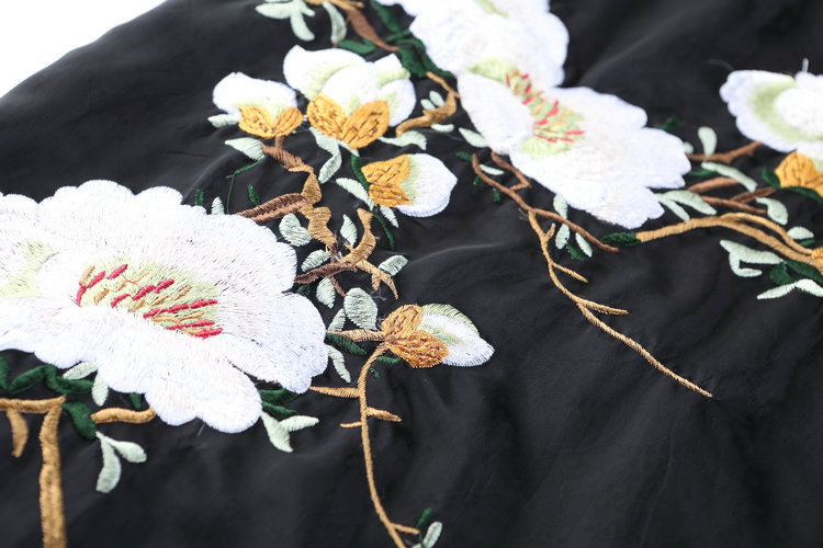 Modern Scoop Neck Embroidery Qipao Cheongsam Dress - Black - Qipao ...