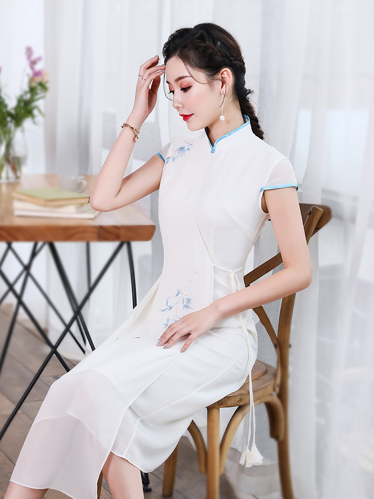 Delightful Embroidery Chinese Dress Cheonsgam Qipao - Qipao Cheongsam ...