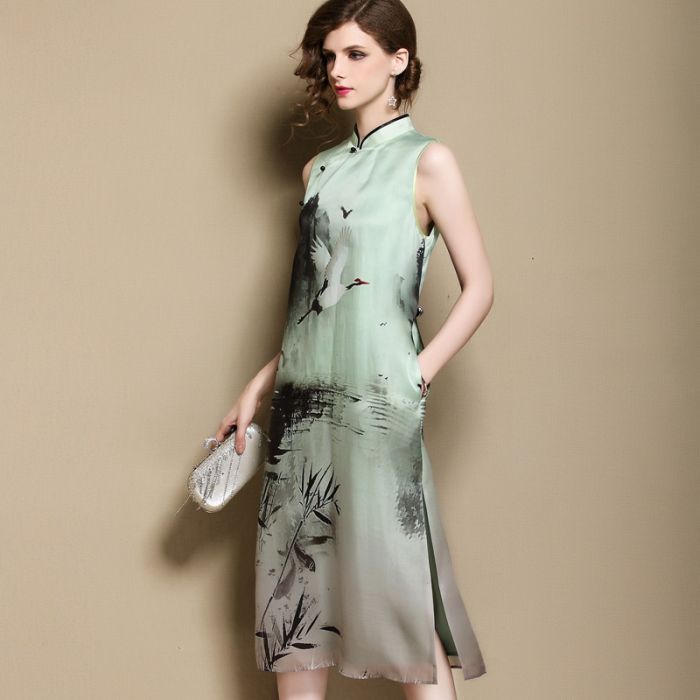 Gorgeous Landscape Silk Sleeveless Cheongsam Qipao Dress